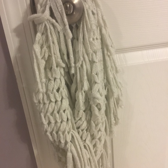 Cream Infinity Scarf - Picture 3 of 4